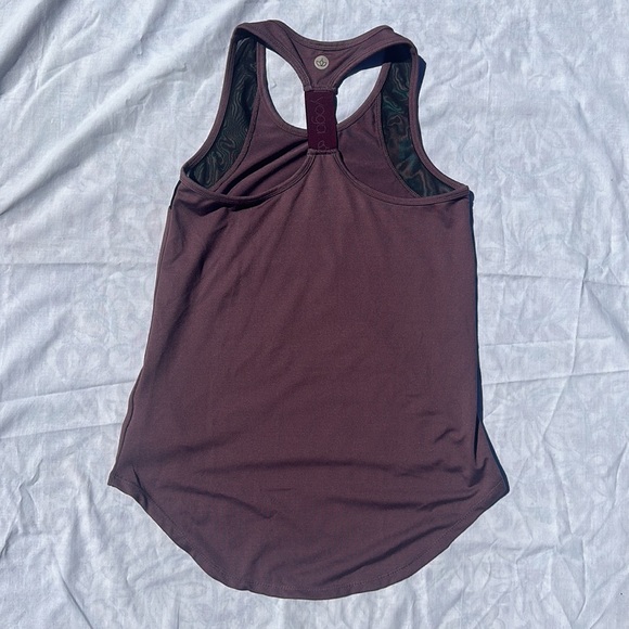 Jill Yoga Athletic Tank top purple mesh detail size Medium - Picture 3 of 7